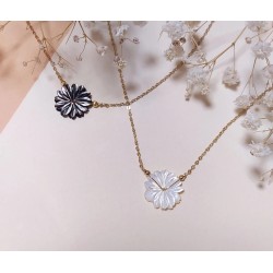 Daisy necklace in mother of pearl - Several colors