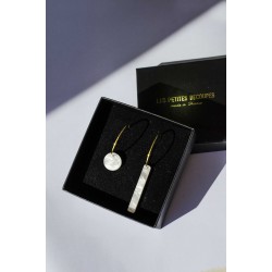 Boucles d'oreilles Plexiglas asymétriques / blanches