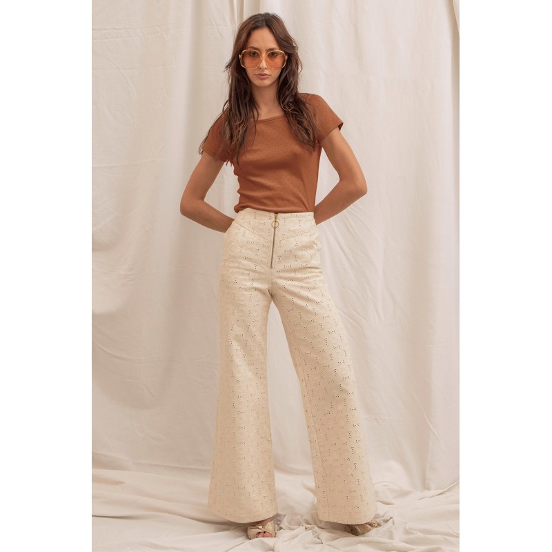 Pantalon en denim broderie anglaise