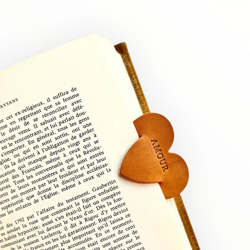 Heart-shaped leather bookmark