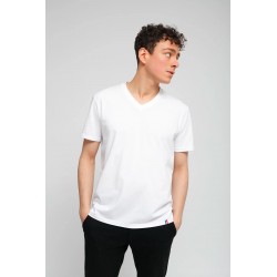 Men’s plain V-neck T-shirt